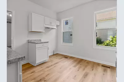 2941 N Dr William Finlayson St, Milwaukee, WI 53212 - Photo 21