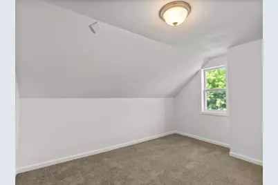 2941 N Dr William Finlayson St, Milwaukee, WI 53212 - Photo 13