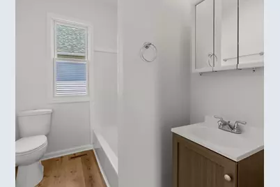 2941 N Dr William Finlayson St, Milwaukee, WI 53212 - Photo 19