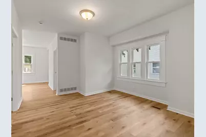2941 N Dr William Finlayson St, Milwaukee, WI 53212 - Photo 29