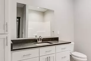 4060 Brooke Elizabeth Dr, Onalaska, WI 54650 - Photo 9