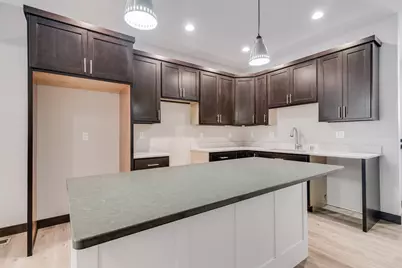 4060  Brooke Elizabeth Dr, Onalaska, WI 54650 - Photo 13