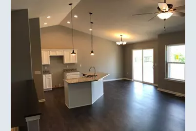 1515  Emma Ln, Burlington, WI 53105 - Photo 5