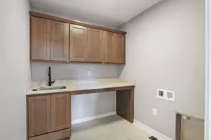 2264 Ravenswood Rd, Burlington, WI 53105 - Photo 19