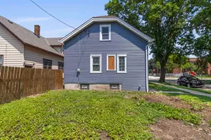 1701 W Keefe Ave, Milwaukee, WI 53206 - Photo 17