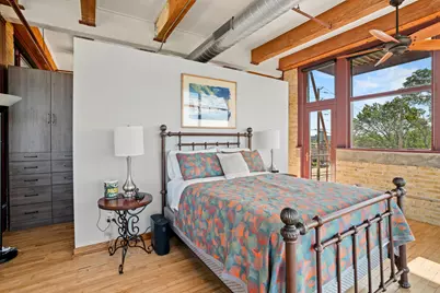 215 W Maple St #312, Milwaukee, WI 53204 - Photo 9