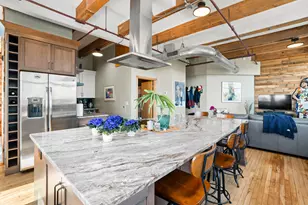 215 W Maple St, Milwaukee, WI 53204 - Photo 15