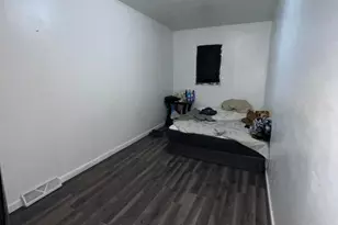 2423 S 5th St, Milwaukee, WI 53207 - Photo 11