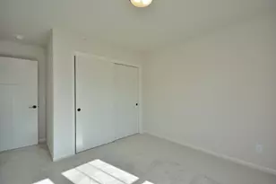 N53W19954 Kingair Dr, Menomonee Falls, WI 53051 - Photo 27