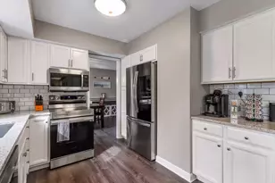 1800 Miller Rd, Lake Geneva, WI 53147 - Photo 9