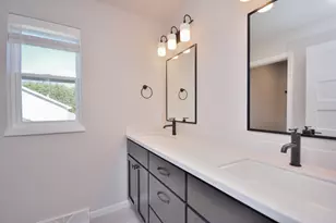 605 Standing Stone Dr, Waukesha, WI 53189 - Photo 25