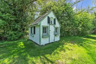 625 E Juniper Ln, Mequon, WI 53092 - Photo 35