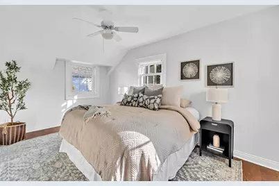 625 E Juniper Ln, Mequon, WI 53092 - Photo 19