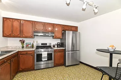 2525 S Shore Dr #6B, Milwaukee, WI 53207 - Photo 13