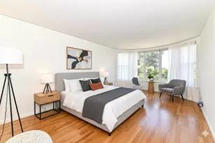 2525 S Shore Dr, Milwaukee, WI 53207 - Photo 19