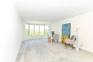 2525 S Shore Dr, Milwaukee, WI 53207 - Photo 5