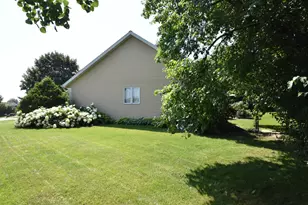 4562 W Martinton Ct, Franklin, WI 53132 - Photo 67