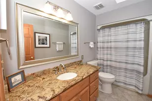 4562 W Martinton Ct, Franklin, WI 53132 - Photo 41