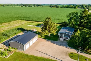 N2232 Peters Rd, Sharon, WI 53585 - Photo 7