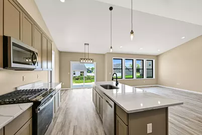 1106  Tamarack St, Delavan, WI 53115 - Photo 11