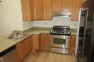 832 N 6th St, Sheboygan, WI 53081 - Photo 3