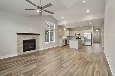 4706 N Cottage Ln, Pleasant Prairie, WI 53158 - Photo 7