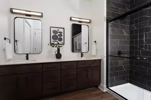 600 E Henry Clay St, Whitefish Bay, WI 53217 - Photo 9