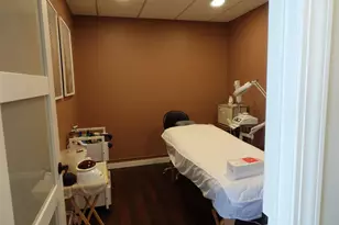 7131 W North Ave, Wauwatosa, WI 53213 - Photo 1