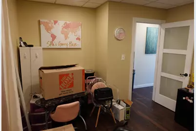 7131 W North Ave, Wauwatosa, WI 53213 - Photo 15