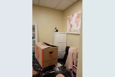 7131 W North Ave, Wauwatosa, WI 53213 - Photo 11