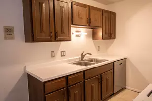 255 Elmwood Ave, Lake Geneva, WI 53147 - Photo 5