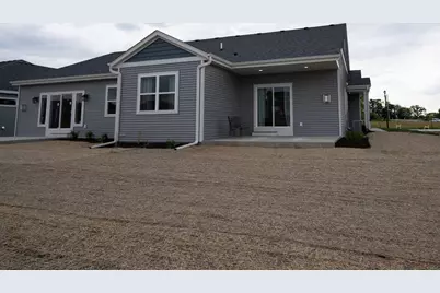 1596  Weston Ridge Rd, Oconomowoc, WI 53066 - Photo 5