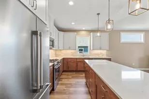 1596 Weston Rdg Rd, Oconomowoc, WI 53066 - Photo 9