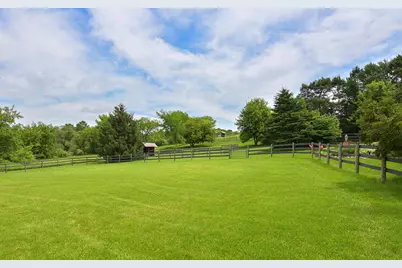 9080  Hickory Dr, Kewaskum, WI 53040 - Photo 3