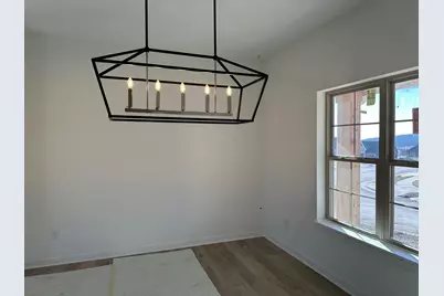 801  Viewpoint Dr, Waukesha, WI 53188 - Photo 5