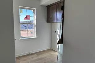 801 Viewpoint Dr, Waukesha, WI 53188 - Photo 9