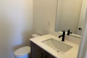 801 Viewpoint Dr, Waukesha, WI 53188 - Photo 7