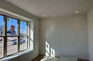 801 Viewpoint Dr, Waukesha, WI 53188 - Photo 3