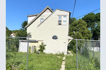 2555 N 16th St, Milwaukee, WI 53206 - Photo 15