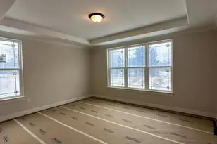 N48W21629 Martha Ln, Menomonee Falls, WI 53051 - Photo 9