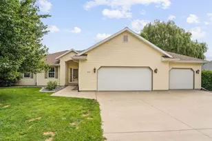 305 Morgan Ln, Beaver Dam, WI 53916 - Photo 1