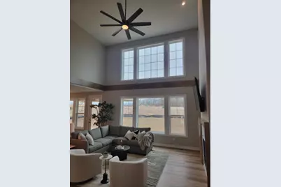 W214N6672  Fairview Dr, Menomonee Falls, WI 53046 - Photo 15