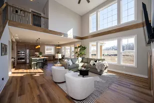 W214N6672 Fairview Dr, Menomonee Falls, WI 53046 - Photo 5