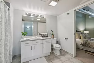 1924 N Hubbard St, Milwaukee, WI 53212 - Photo 21