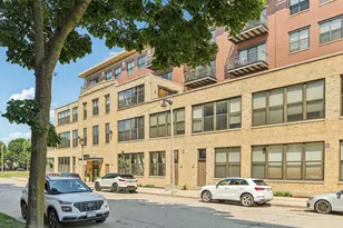 1924 N Hubbard St, Milwaukee, WI 53212 - Photo 29