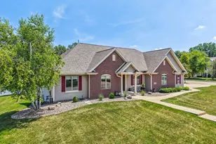 638 Windsor Terrace, Jefferson, WI 53549 - Photo 7