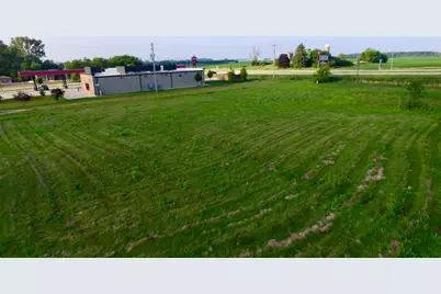 260  Highland Dr, Fredonia, WI 53021 - Photo 9