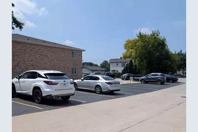 10701 W Lincoln Ave #A, West Allis, WI 53227 - Photo 7