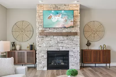 322  Kiddle Ln, Racine, WI 53182 - Photo 11