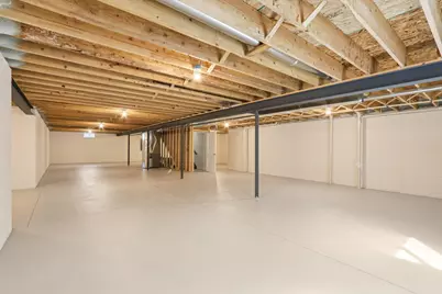 322  Kiddle Ln, Racine, WI 53182 - Photo 49